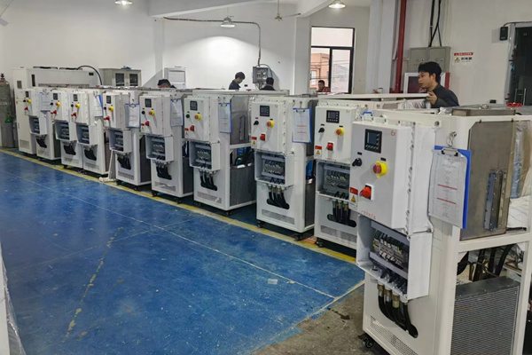 水冷式低溫冷凍機(jī)為什么會(huì)漏水？怎么解決？